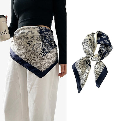 Dollcini, Női Szatén Kendő – Paisley Mintás 70×70 cm
